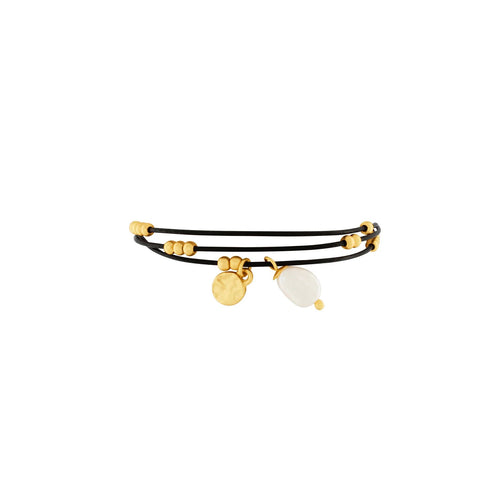 Audrey Perlenschnur-Armband. Schwarzes Leder und Süßwasserperlen. Dänisches Kopenhagen