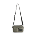 Sac bandoulière imperméable DarlaMBG. Taille M. Vert olive. 100 % polyester recyclé. Markberg