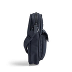DarlaMBG mobiltaske. Navy blå monokrom. Unisex. Vandafvisende. Markberg
