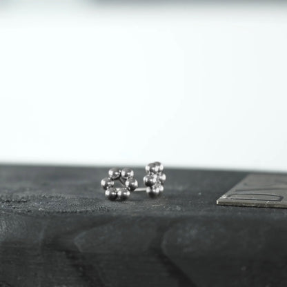 Passion Waterproof Circle Ball øreringe. Sølv plating. Dansk Copenhagen