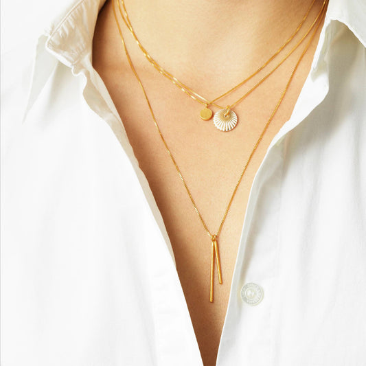 Splash-Halskette. Goldener Glanz. Vergoldetes Sterlingsilber. Scherning Copenhagen