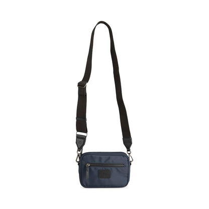 EleaMBG crossbody taske. Navy blå. Markberg