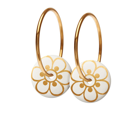 Flora creole earrings. Gold, white. Gilded sterling silver. Scherning Copenhagen