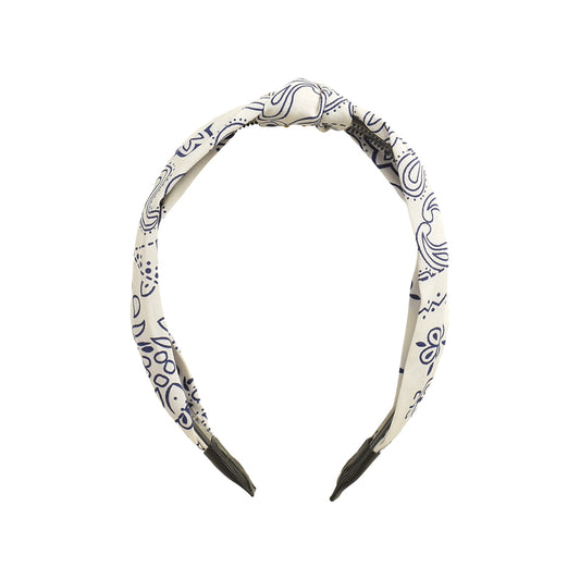 Hair clip with bandana prints. White. UpdateCPH