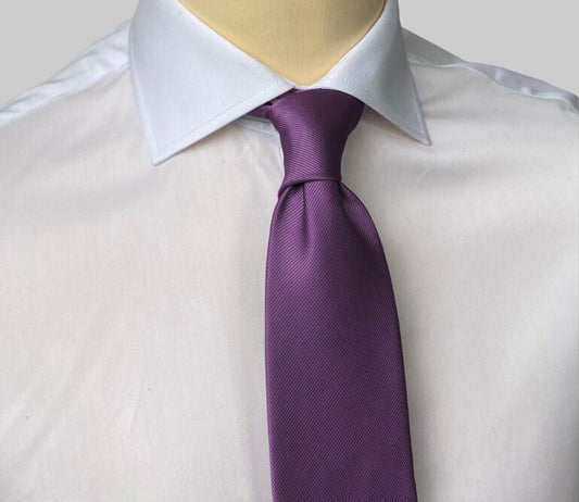 Purple tie. Purple. 100% silk. Connexion Tie