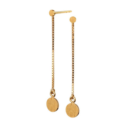 Spot earrings with chain pendant. Gold plated. Scherning Copenhagen
